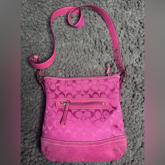 Coach Vintage Hot Pink suede and Jaquard Women's Crossbody Bag - Picture 1 of 11